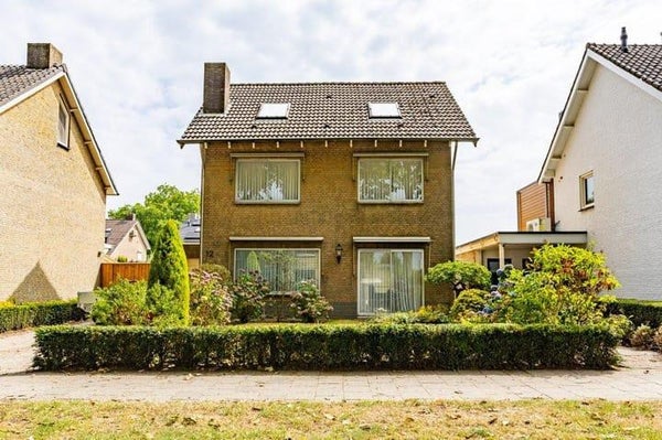 J. F. Kennedylaan 12