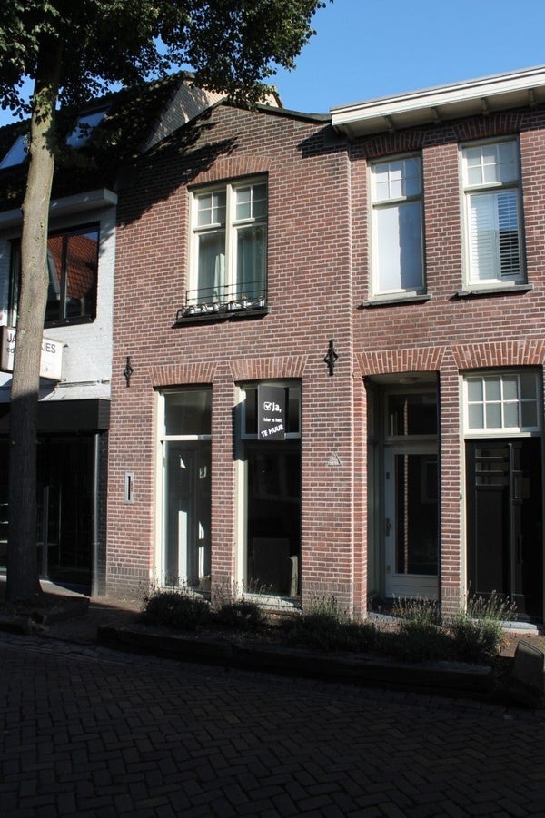 Kerkstraat 18